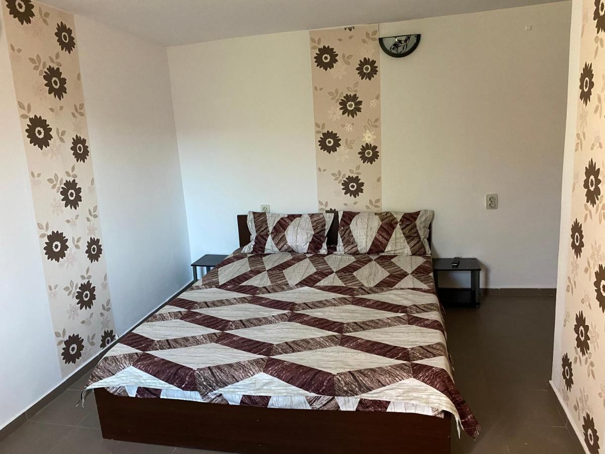 Casa David Apartment Корбу Екстериор снимка