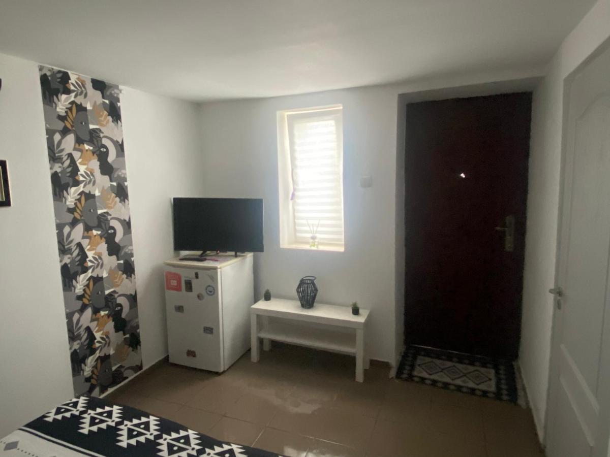Casa David Apartment Корбу Екстериор снимка